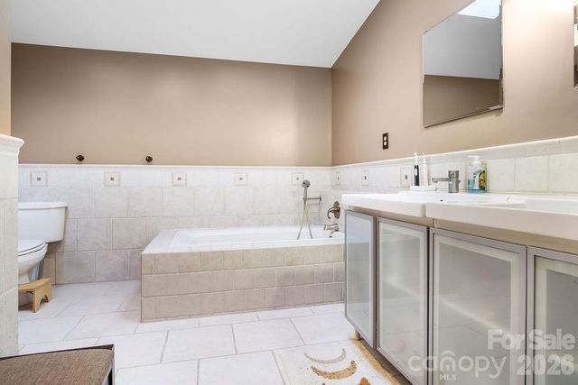 34 Coosa Ridge Drive, Whittier, NC 28789