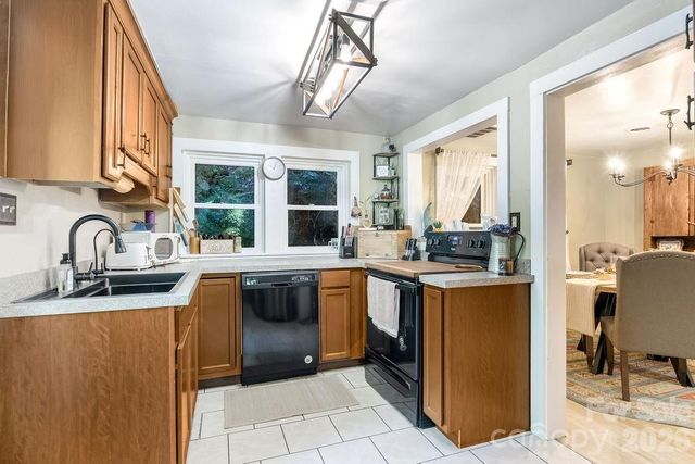 34 Coosa Ridge Drive, Whittier, NC 28789