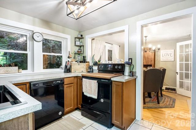 34 Coosa Ridge Drive, Whittier, NC 28789