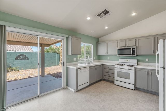 134 Windy Creek Avenue, Las Vegas, NV 89123