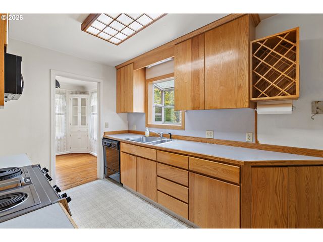 6126 Ne 36TH Ave, Portland, OR 97211