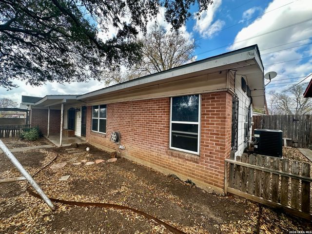 219 Goodhue, San Antonio, TX 78218