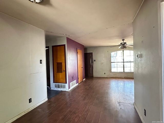 219 Goodhue, San Antonio, TX 78218