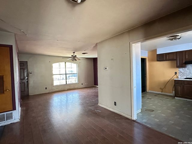 219 Goodhue, San Antonio, TX 78218