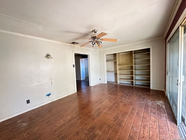 219 Goodhue, San Antonio, TX 78218