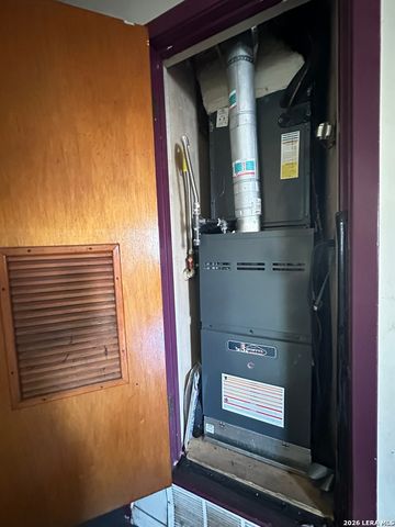 219 Goodhue, San Antonio, TX 78218