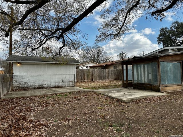 219 Goodhue, San Antonio, TX 78218