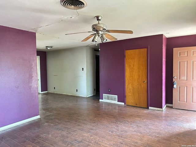 219 Goodhue, San Antonio, TX 78218