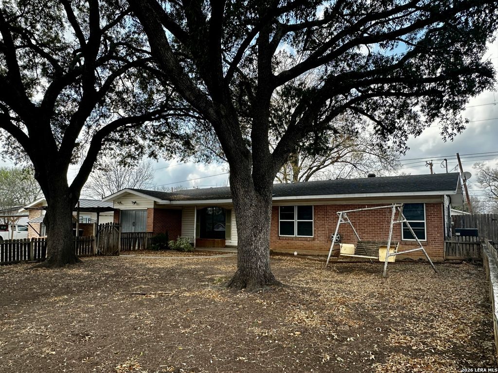 219 Goodhue, San Antonio, TX 78218
