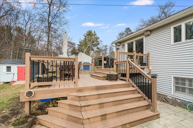 21 Berry Road, Derry, NH 03038