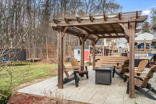 21 Berry Road, Derry, NH 03038