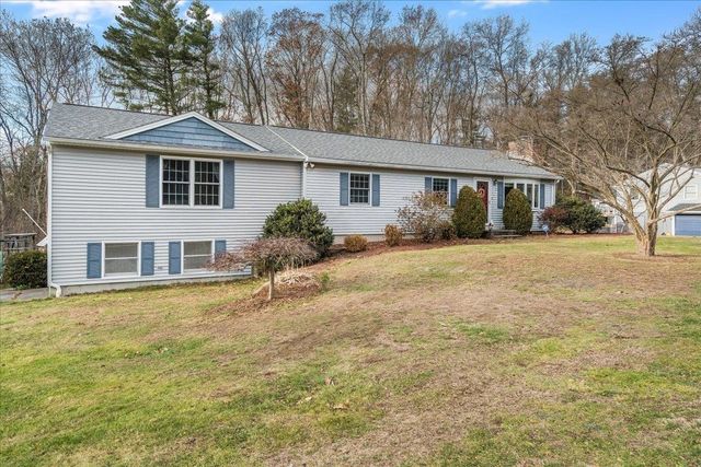 21 Berry Road, Derry, NH 03038