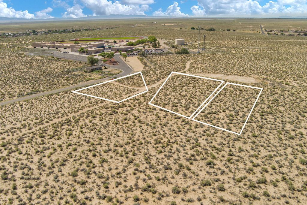 RIO DEL ORO, Los Lunas, NM 87031