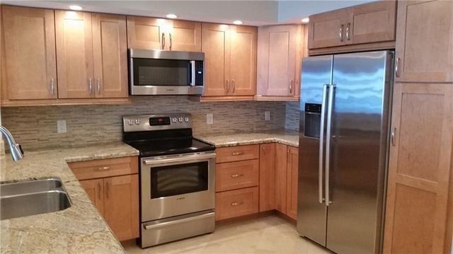 3900 Galt Ocean Drive 1004, Fort Lauderdale, FL 33308