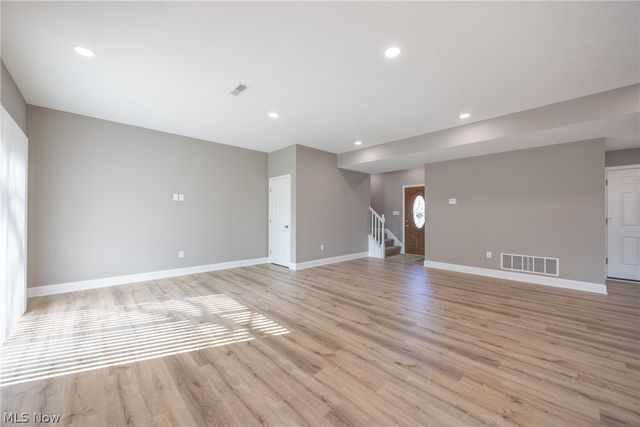 1738 E 298th Street, Wickliffe, OH 44092