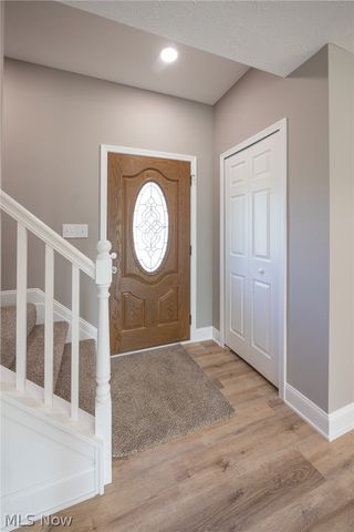 1738 E 298th Street, Wickliffe, OH 44092