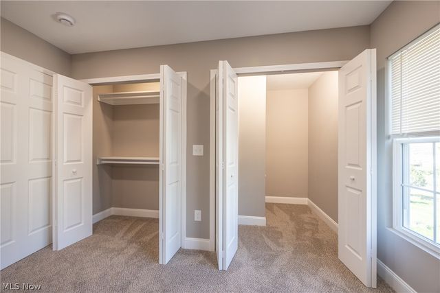 1738 E 298th Street, Wickliffe, OH 44092