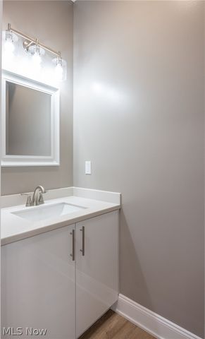 1738 E 298th Street, Wickliffe, OH 44092