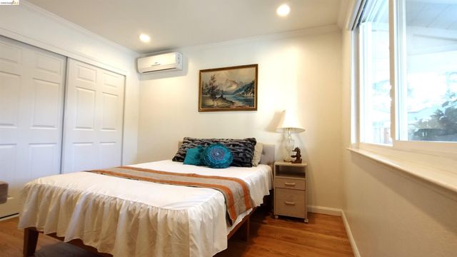 102 Kelobra Ct, Walnut Creek, CA 94598