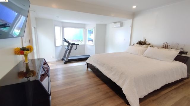 102 Kelobra Ct, Walnut Creek, CA 94598