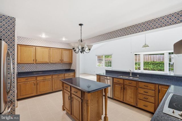 3901 COLONEL ELLIS AVE, Alexandria, VA 22304