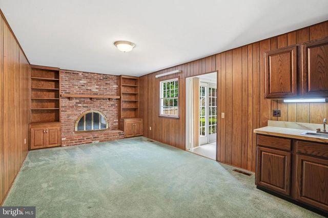 3901 COLONEL ELLIS AVE, Alexandria, VA 22304