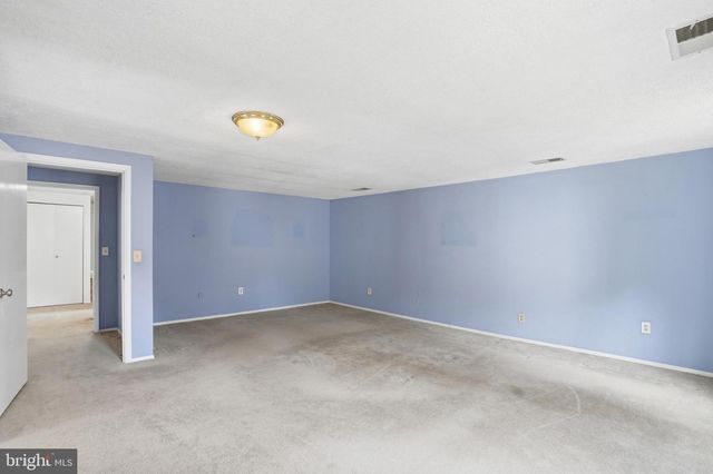 3901 COLONEL ELLIS AVE, Alexandria, VA 22304