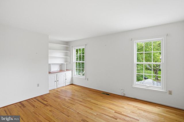 3901 COLONEL ELLIS AVE, Alexandria, VA 22304