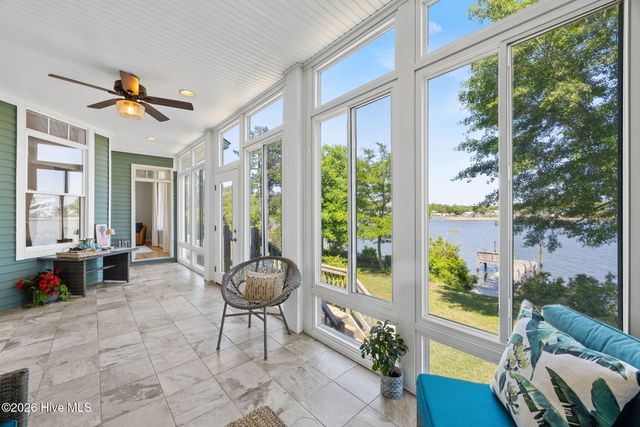 1039 Meridian Drive, Sneads Ferry, NC 28460