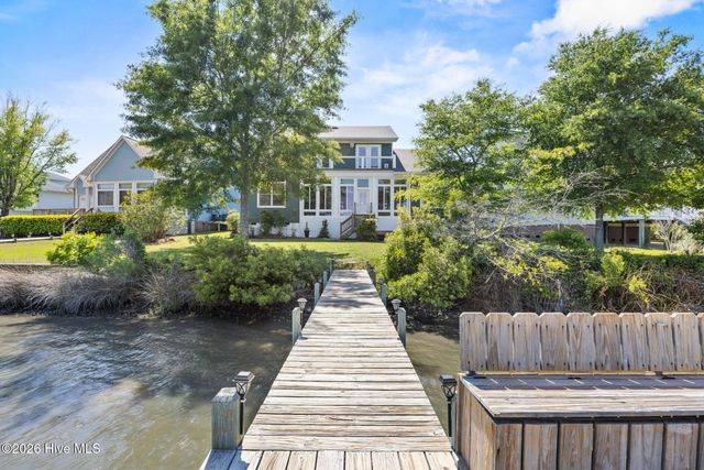 1039 Meridian Drive, Sneads Ferry, NC 28460