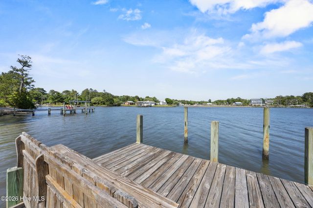 1039 Meridian Drive, Sneads Ferry, NC 28460