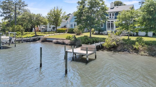 1039 Meridian Drive, Sneads Ferry, NC 28460