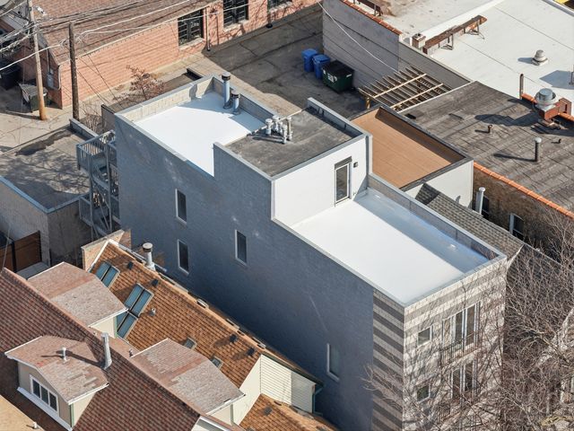 1412 W Diversey Parkway A, Chicago, IL 60614