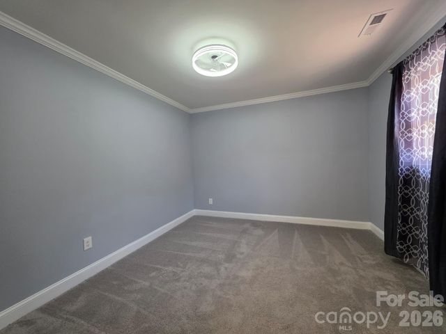 1501 VANCOUVER Drive, Charlotte, NC 28213