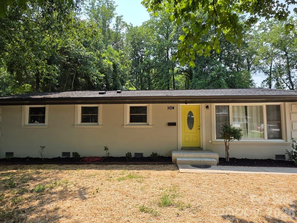 1501 VANCOUVER Drive, Charlotte, NC 28213