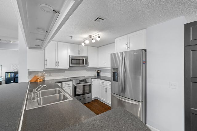 127 Campau Circle Nw 1714, City Of Grand Rapids, MI 49503