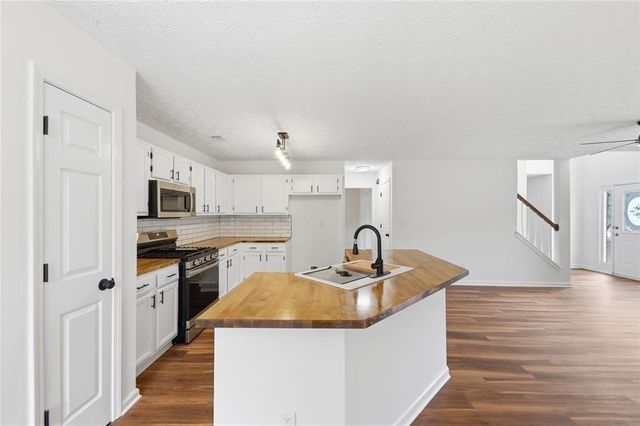 4945 Clara Mae Walk, Duluth, GA 30096