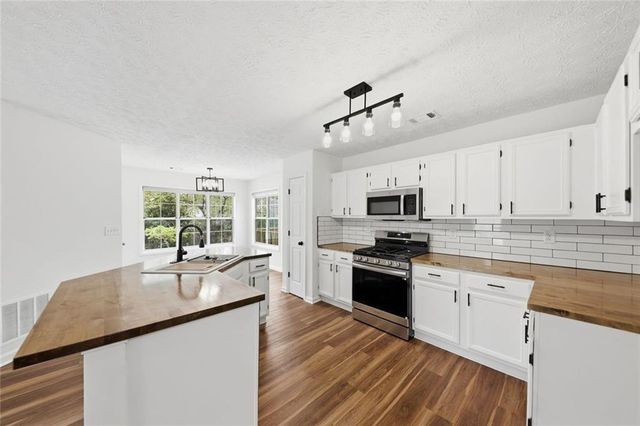 4945 Clara Mae Walk, Duluth, GA 30096