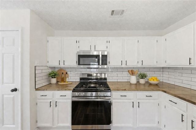 4945 Clara Mae Walk, Duluth, GA 30096