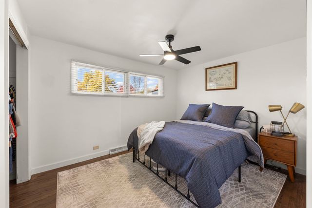 5924 Carpenter Street, Downers Grove, IL 60516