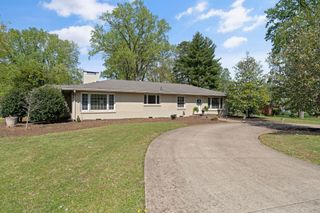 914 Sawyer Dr, Murfreesboro, TN 37129