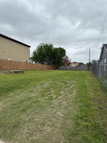 1423 Hendricks Avenue, Dallas, TX 75216