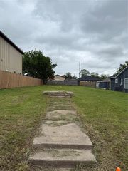 1423 Hendricks Avenue, Dallas, TX 75216