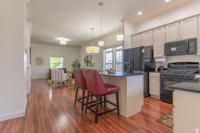 10396 S OTTER TRAIL DR, South Jordan, UT 84009