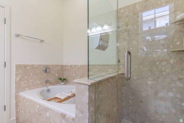 10396 S OTTER TRAIL DR, South Jordan, UT 84009