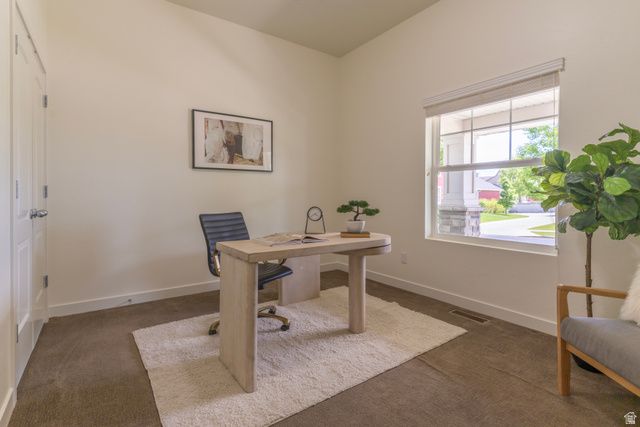 10396 S OTTER TRAIL DR, South Jordan, UT 84009
