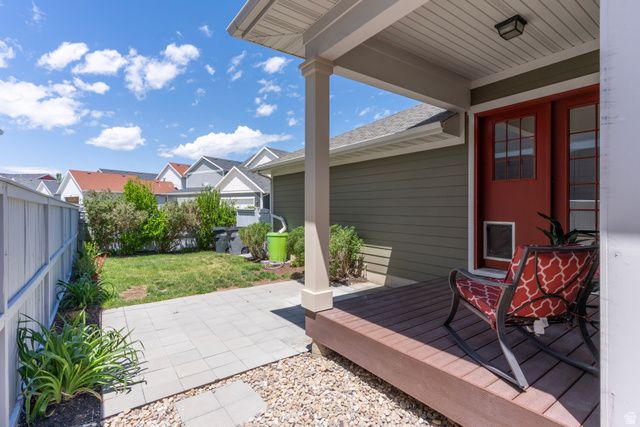10396 S OTTER TRAIL DR, South Jordan, UT 84009