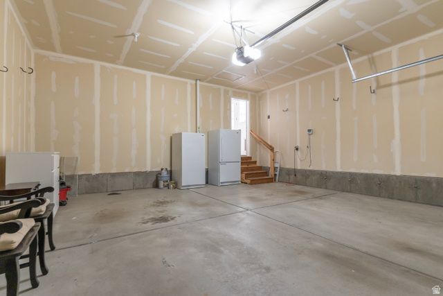10396 S OTTER TRAIL DR, South Jordan, UT 84009