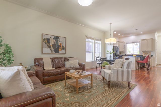 10396 S OTTER TRAIL DR, South Jordan, UT 84009