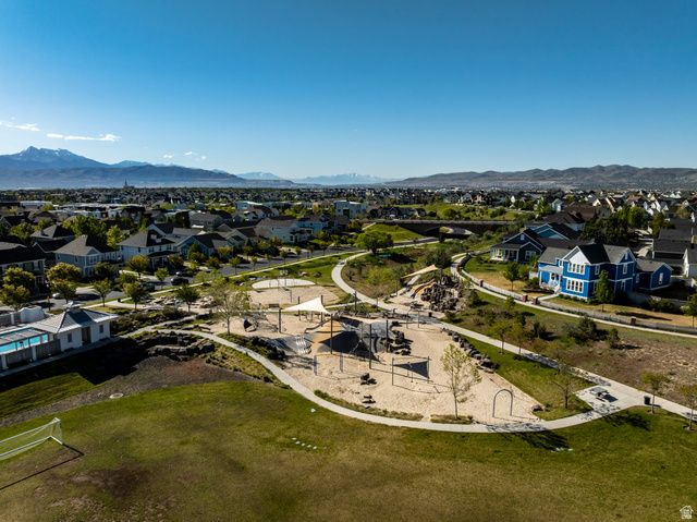 10396 S OTTER TRAIL DR, South Jordan, UT 84009